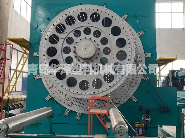 連續纏繞PPH化(huà)工儲罐生產線